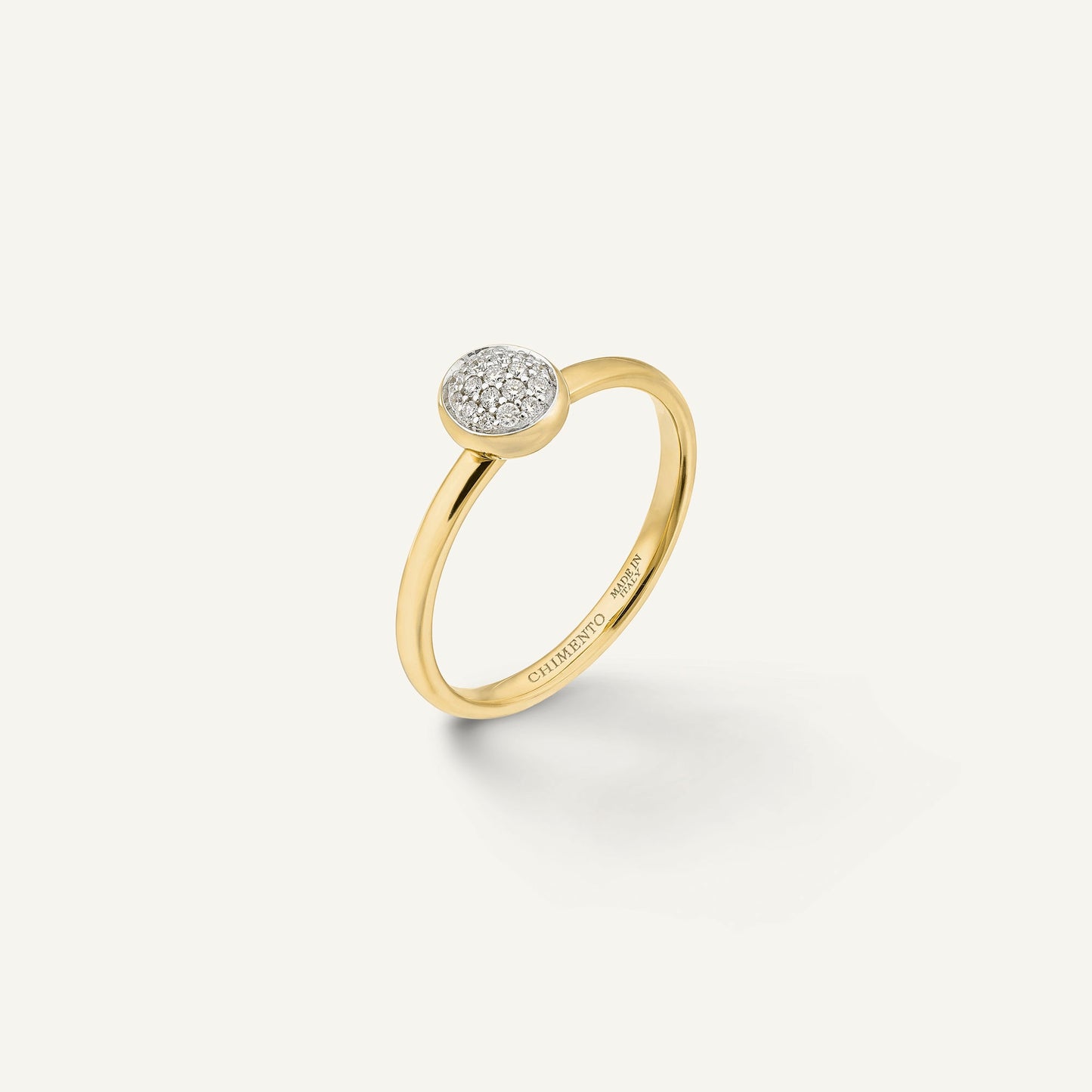 Gold ring with diamonds