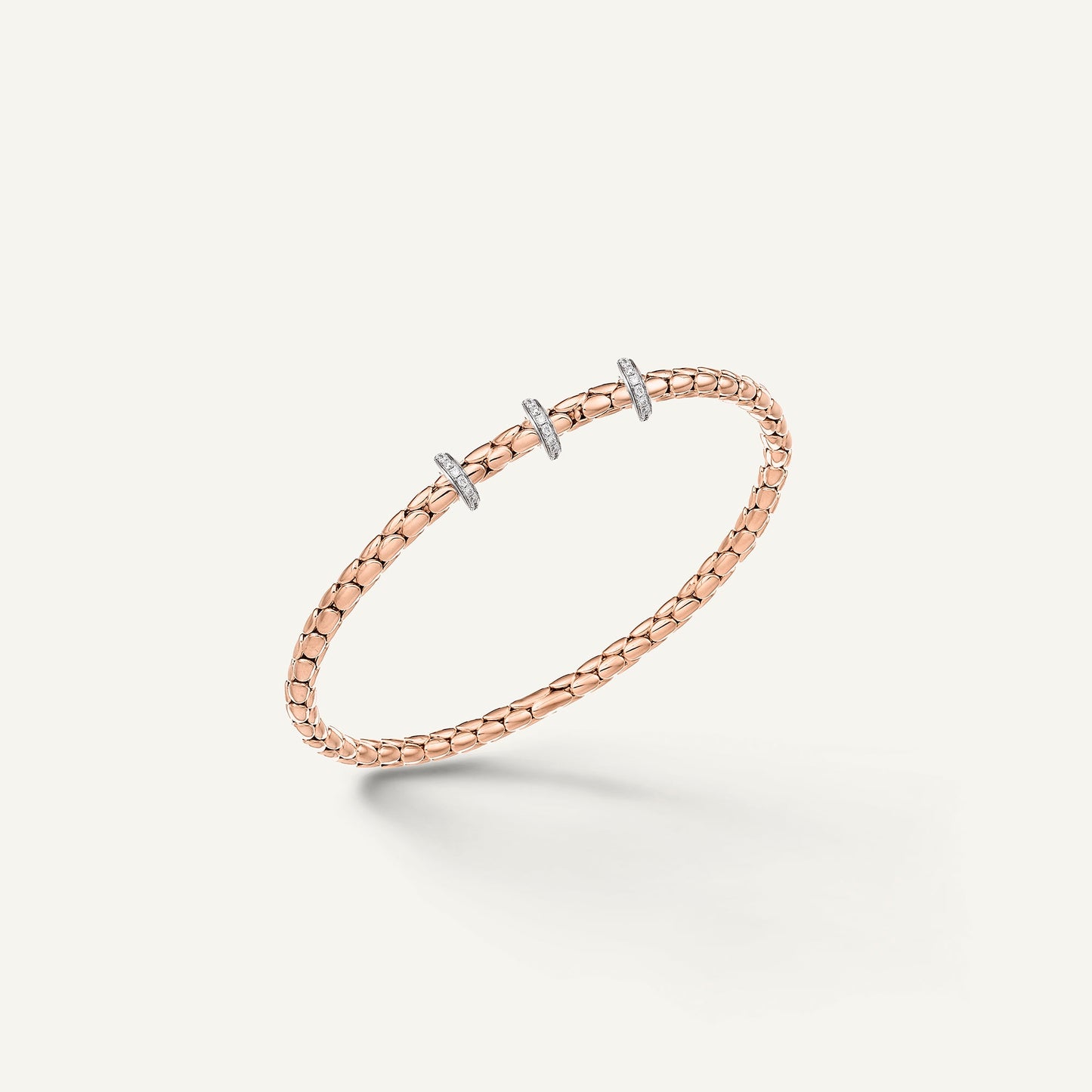 Bracciale flessibile in oro e diamanti