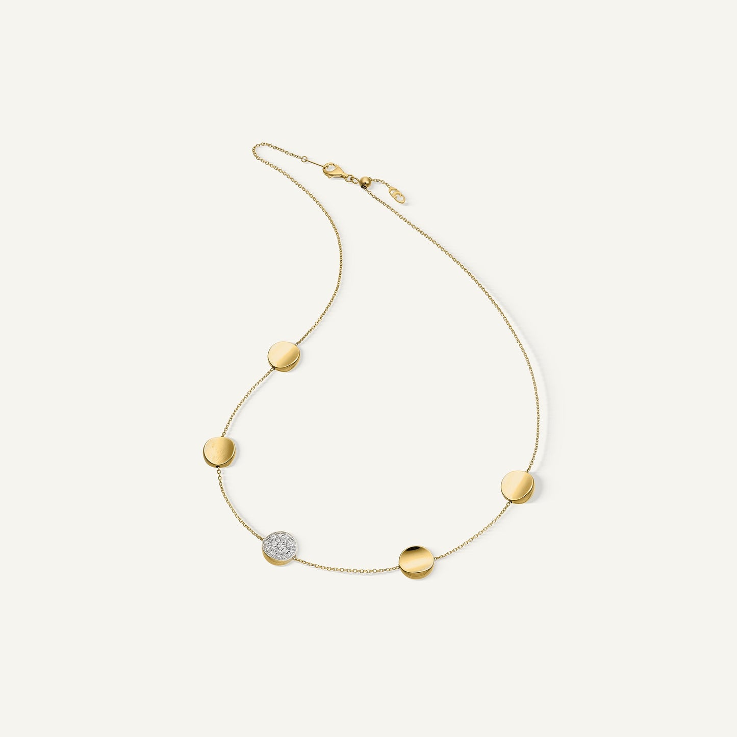 Gold necklace with diamonds
