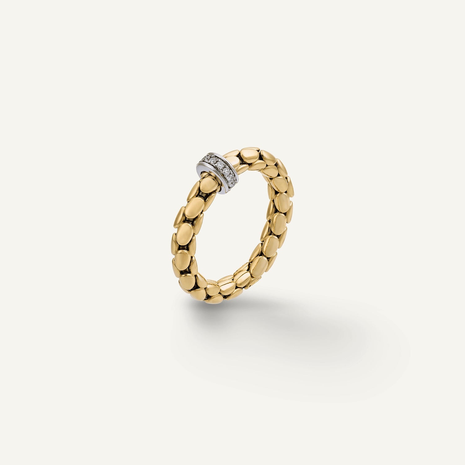 Anello elastico in oro e diamanti