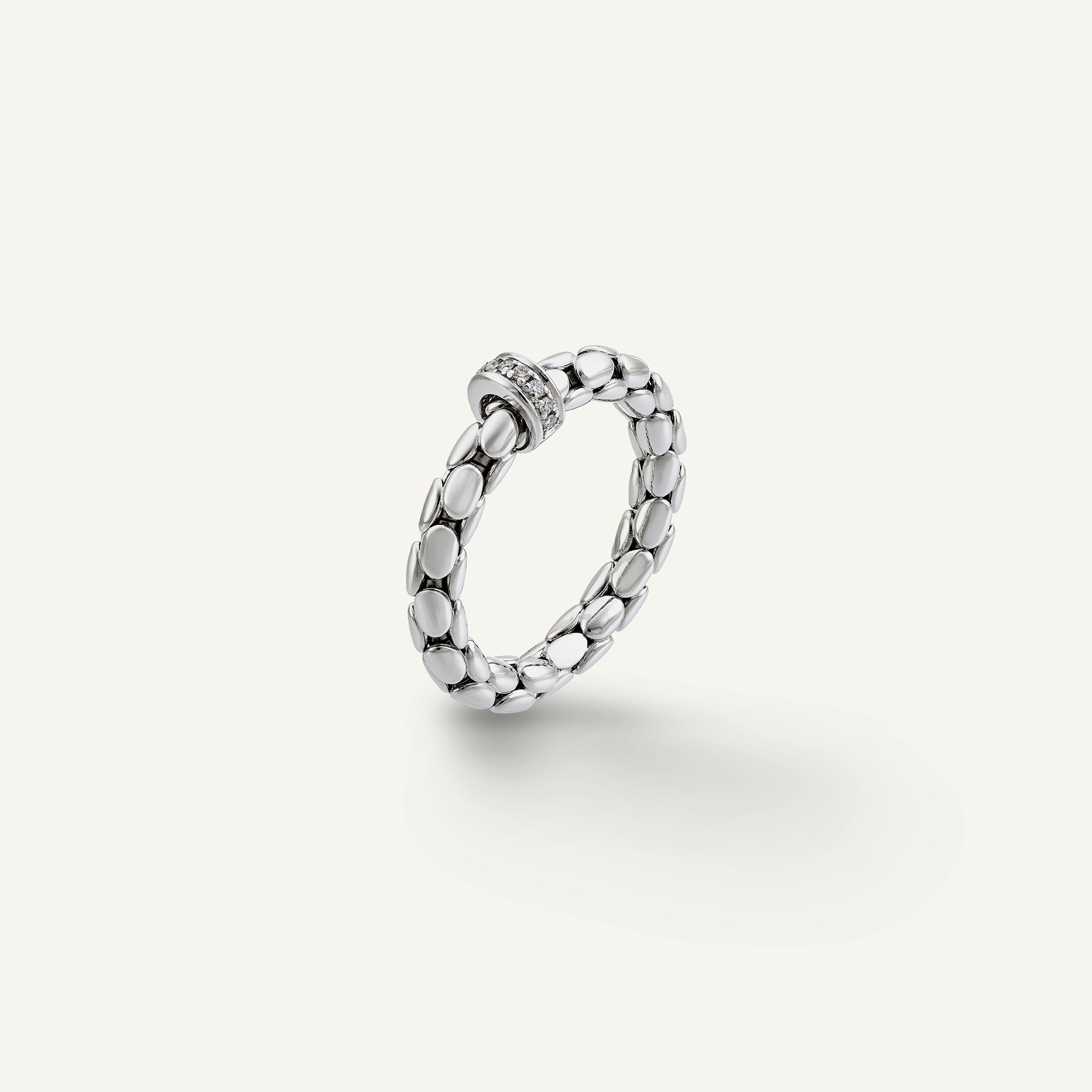 Anello elastico in oro e diamanti