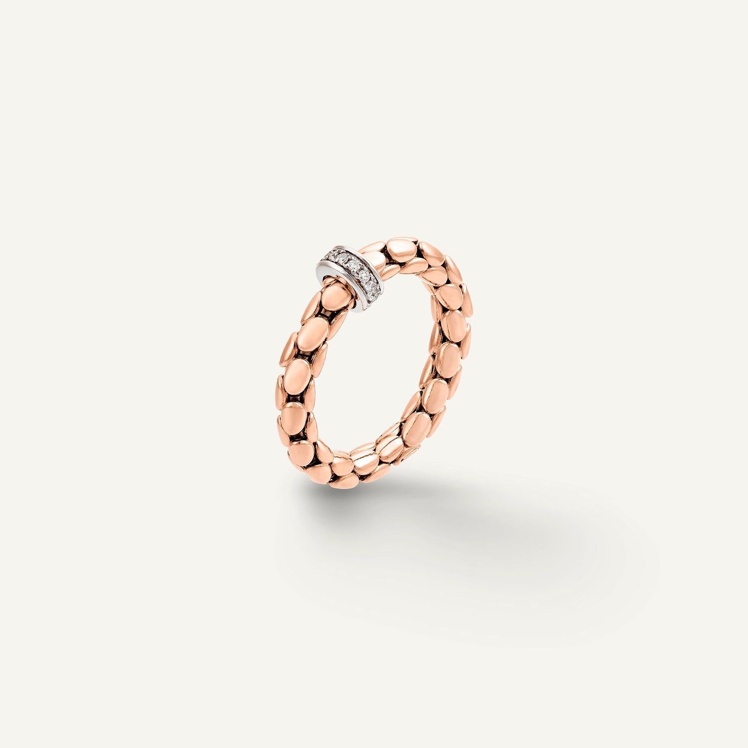 Anello elastico in oro e diamanti