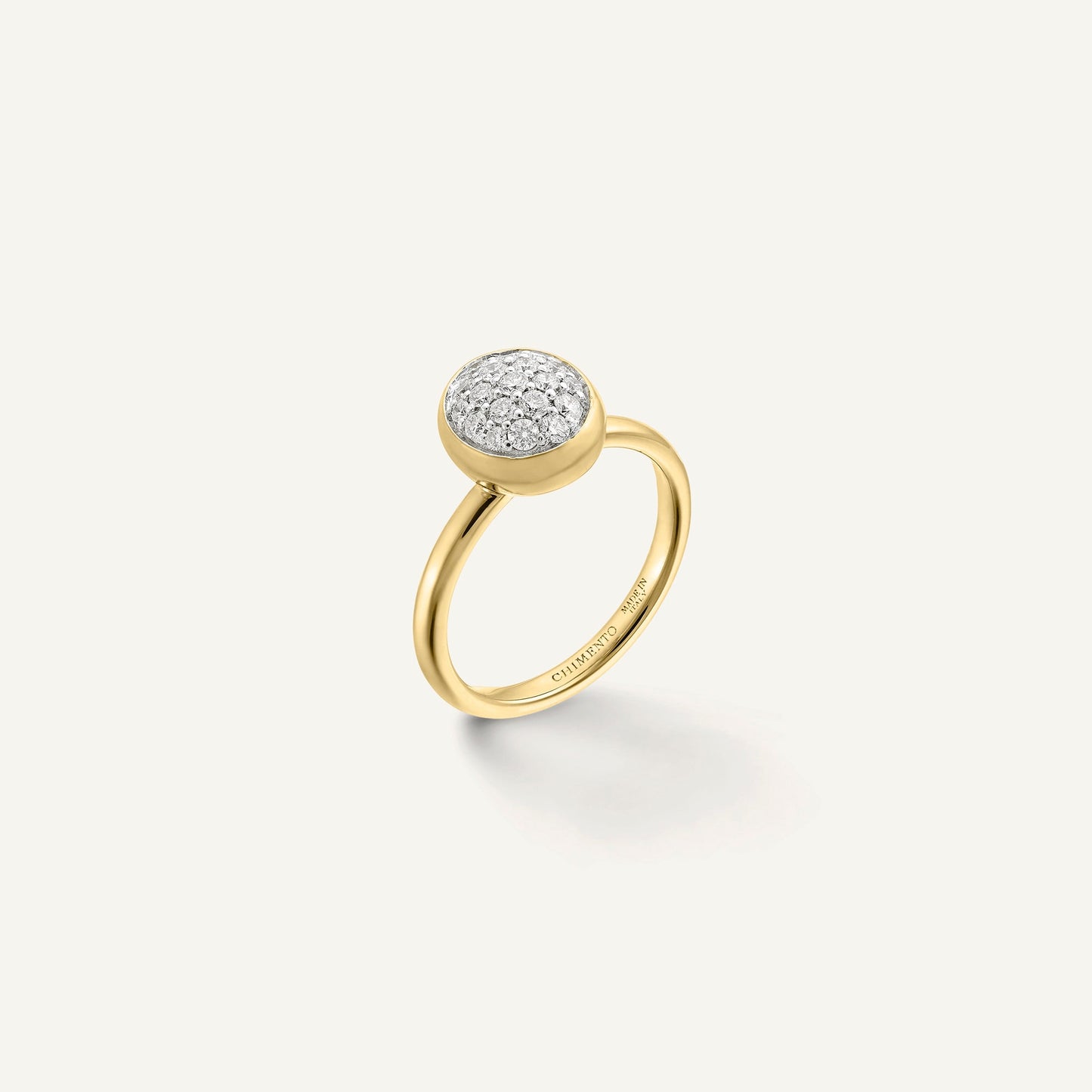 Gold ring with diamonds