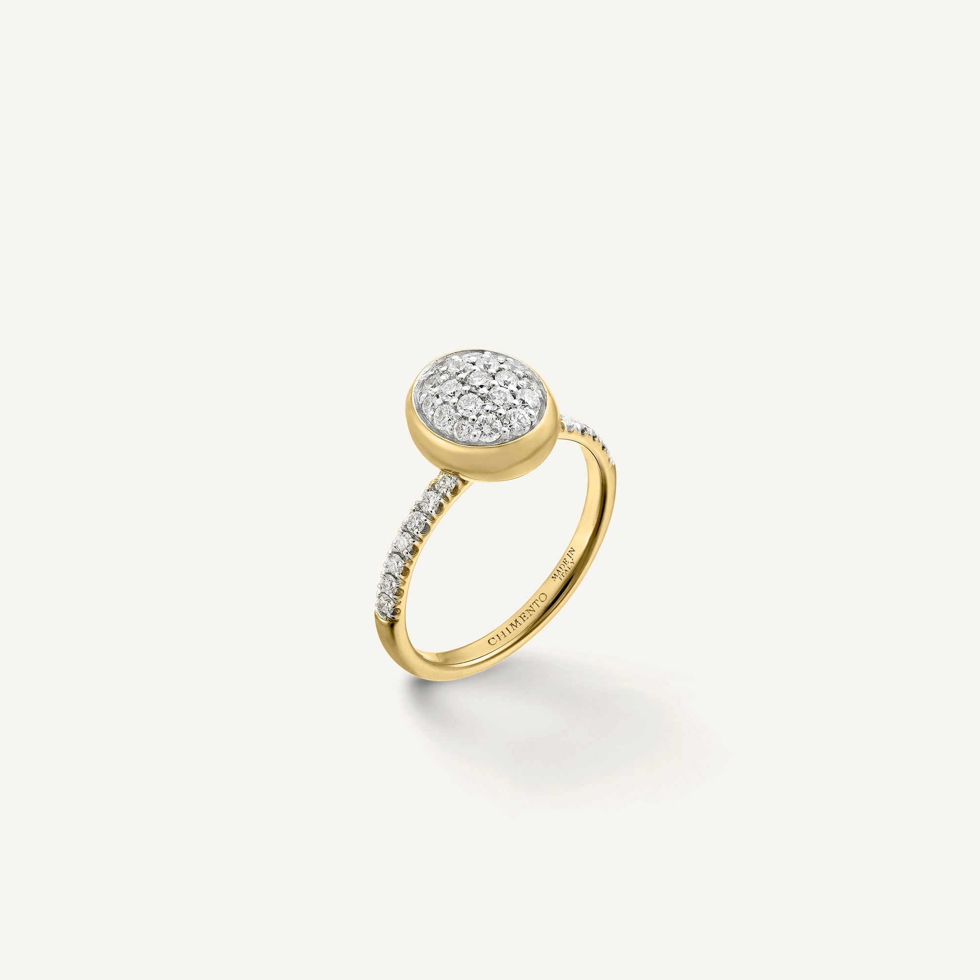 Gold ring with diamonds