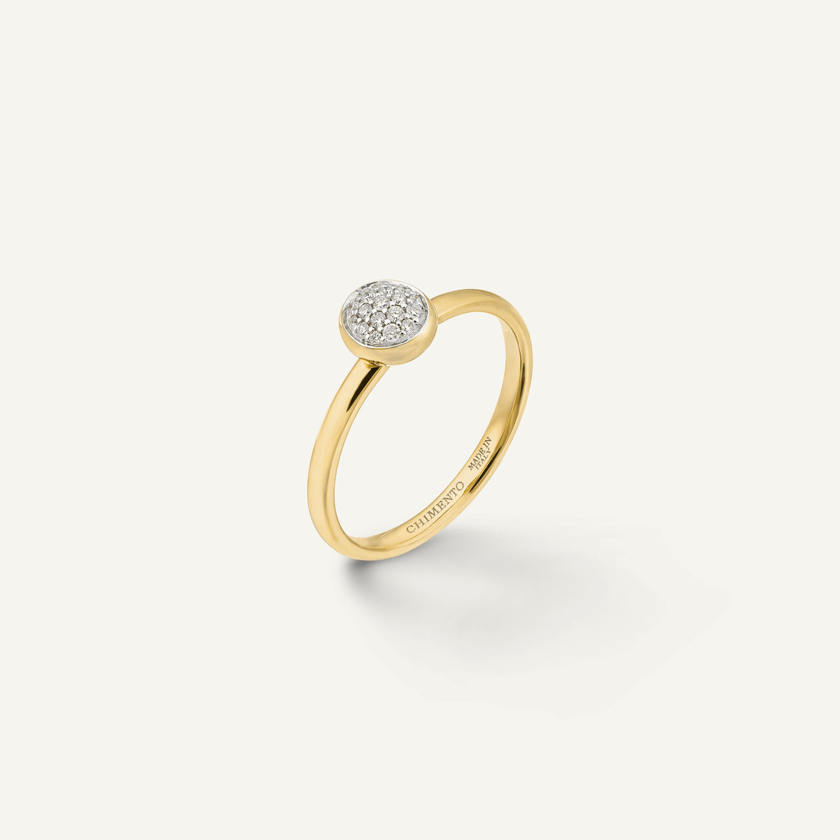 Gold ring with diamonds