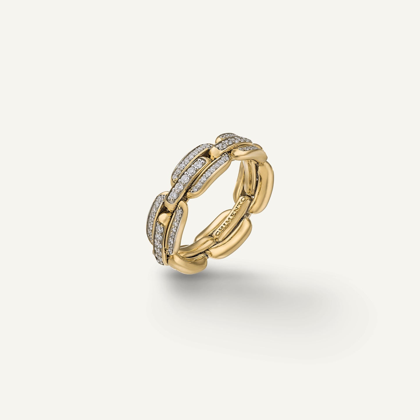 Anello in oro e diamanti