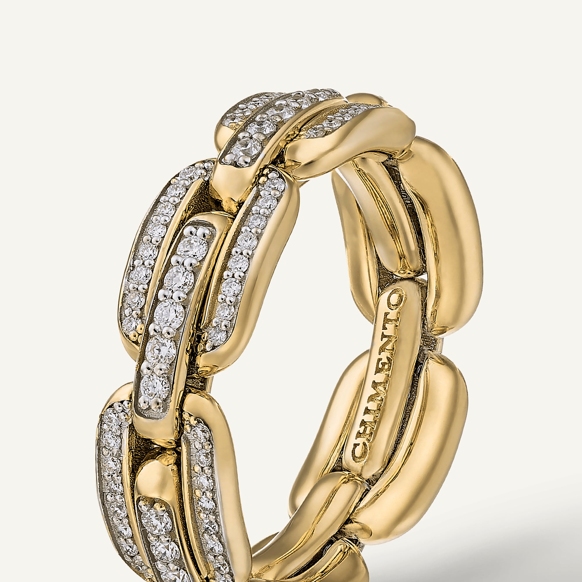 Anello in oro e diamanti