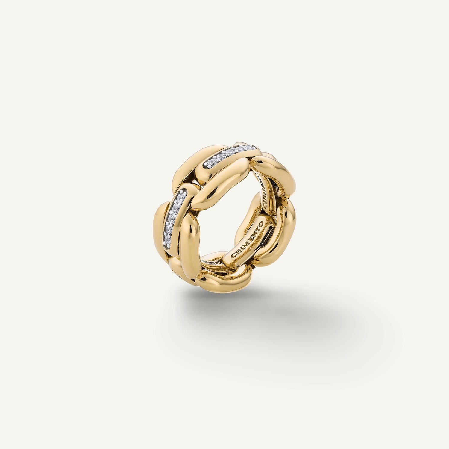 Gold ring with diamonds