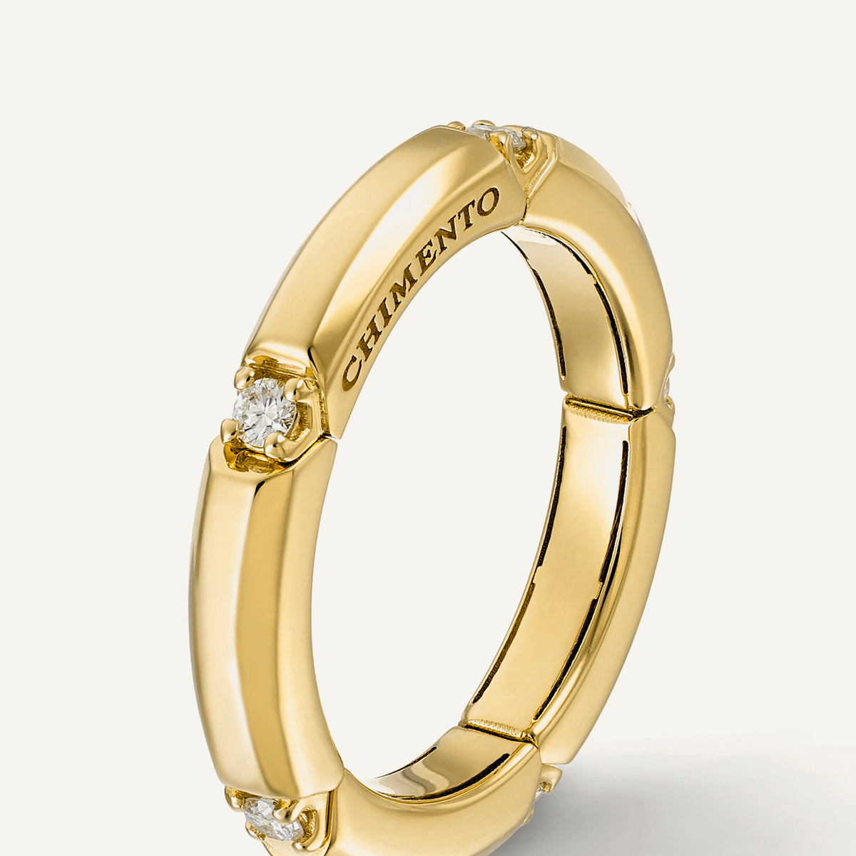 Gold ring with diamonds