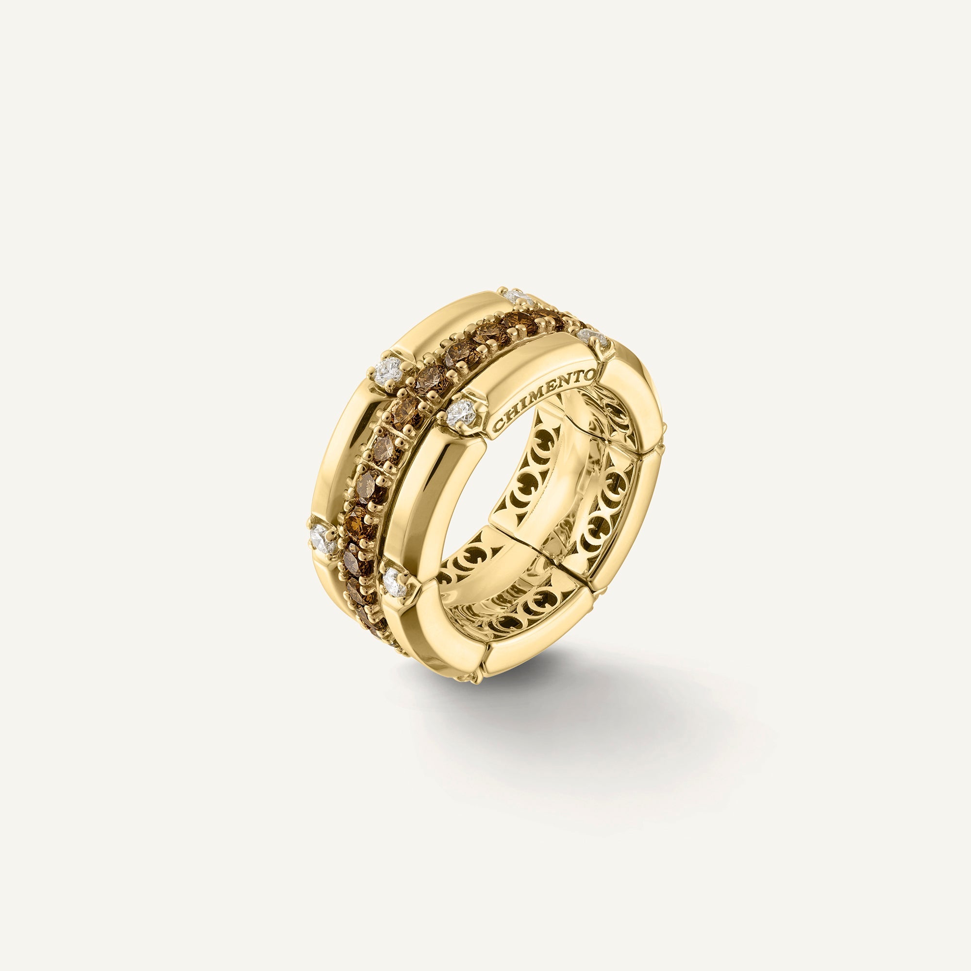 Anello in oro con diamanti e gemme colorate