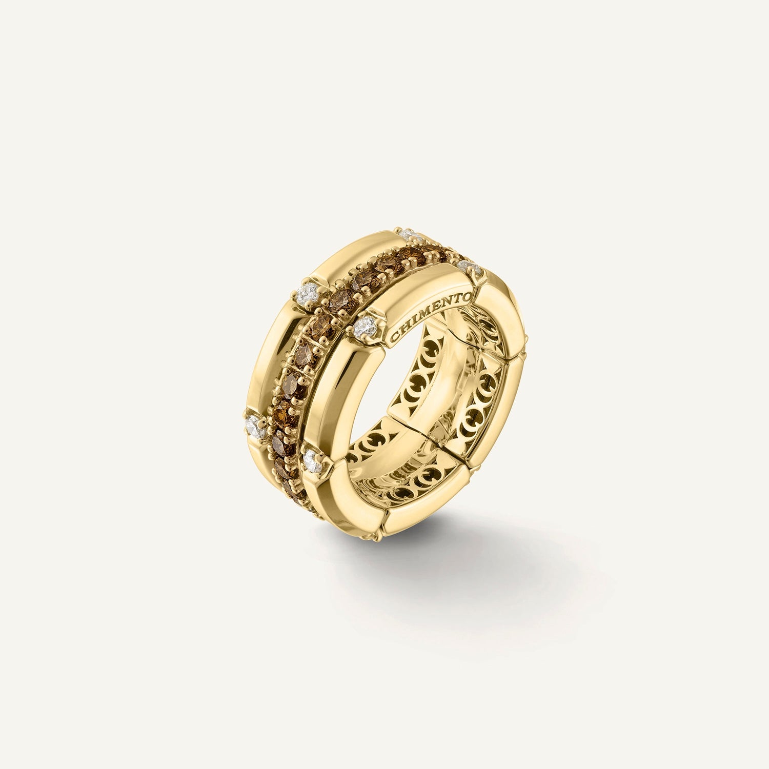 Anello in oro con diamanti e gemme colorate