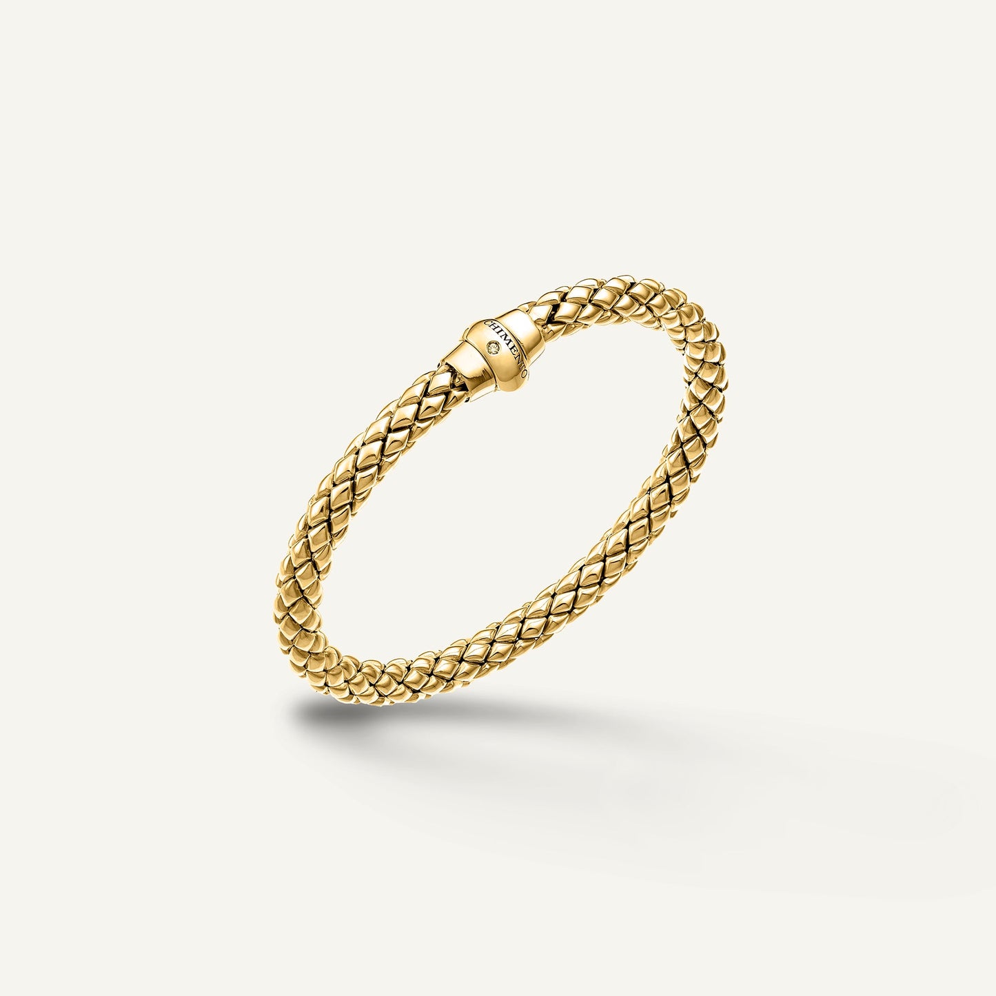 Gold flexible bracelet with diamonds