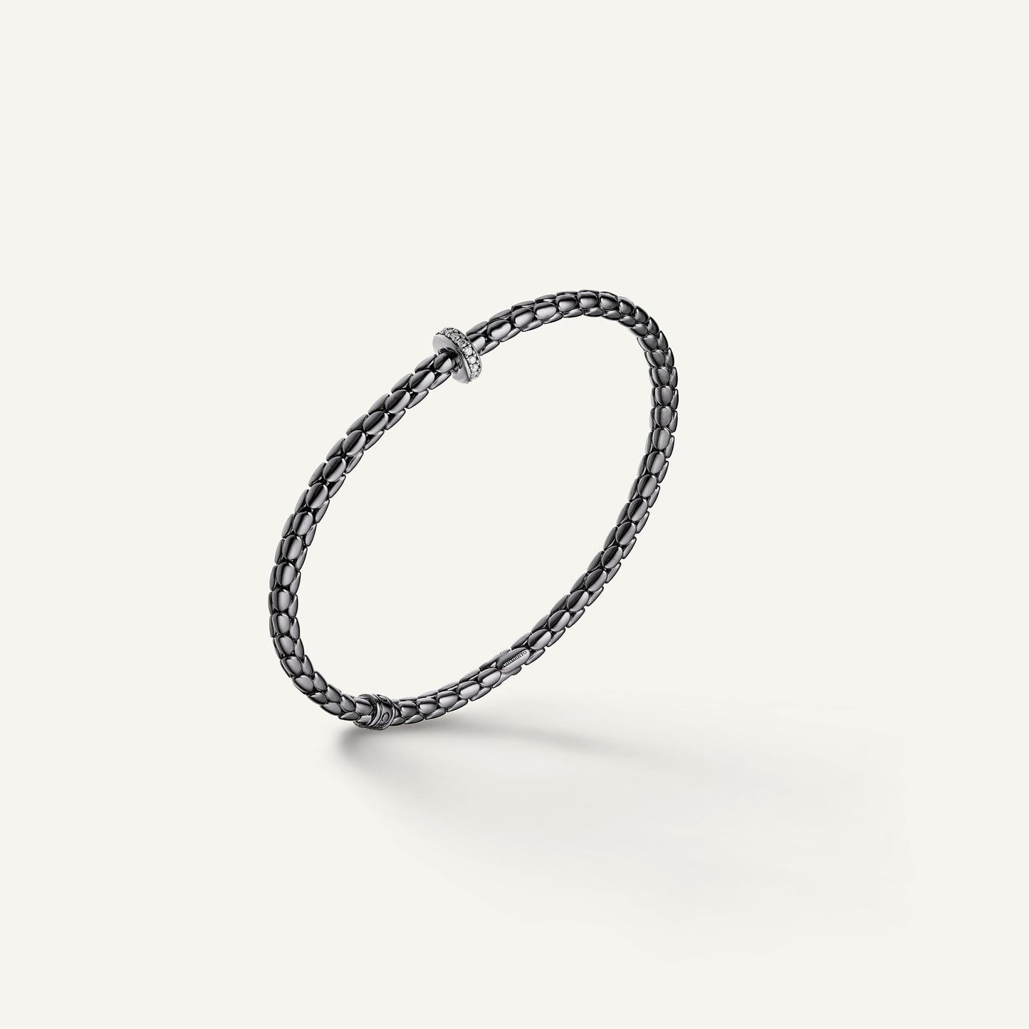 Gold flexible bracelet