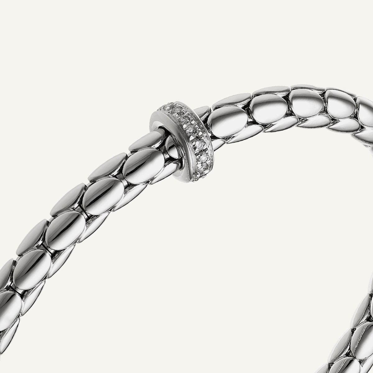 Bracciale flessibile in oro e diamanti