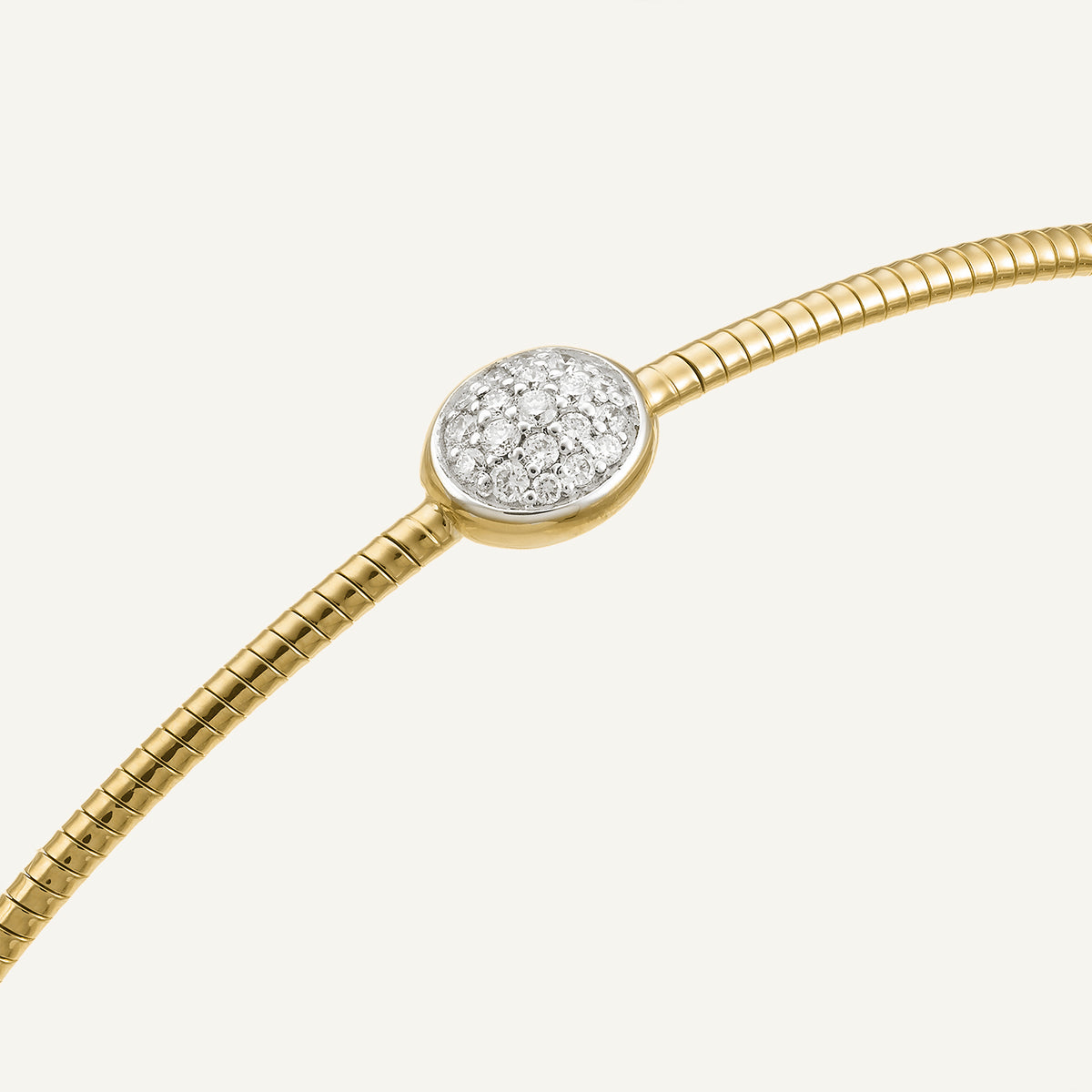 Gold bracelet with diamonds