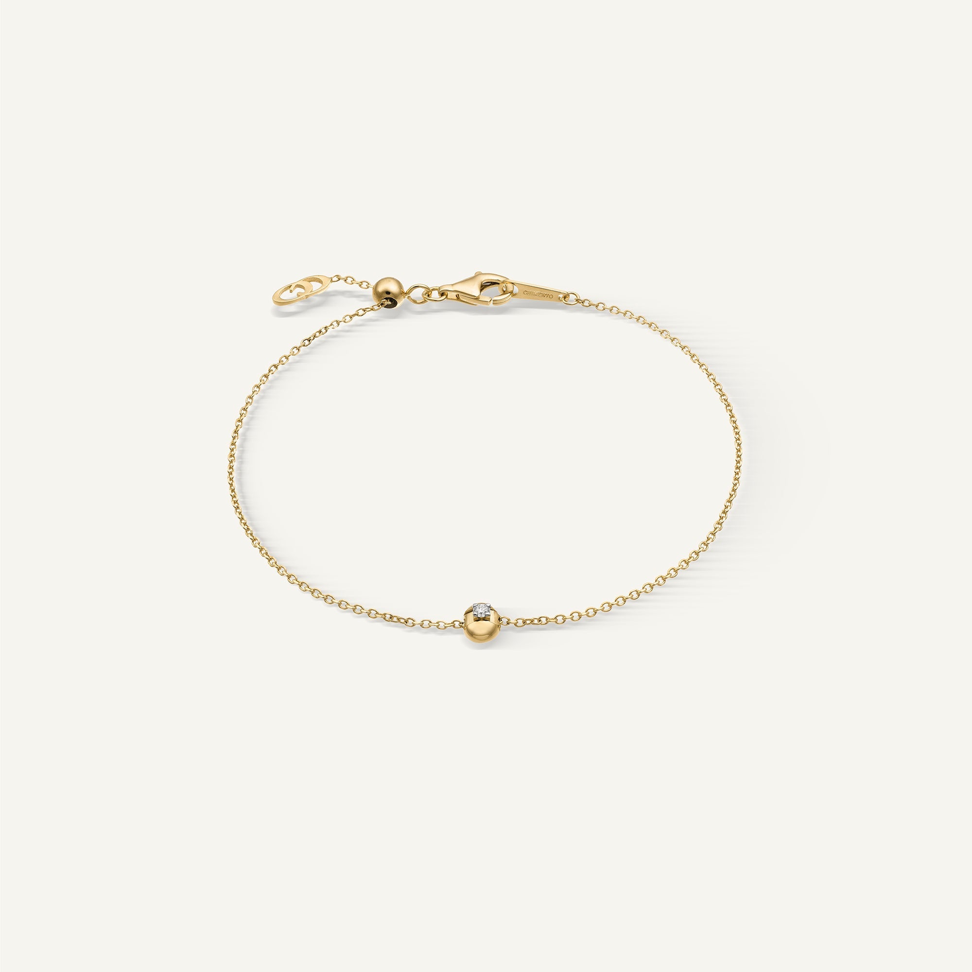Gold bracelet with diamonds