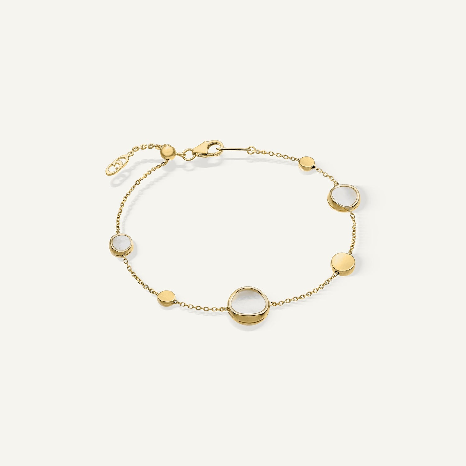 Bracciale in oro con madreperla
