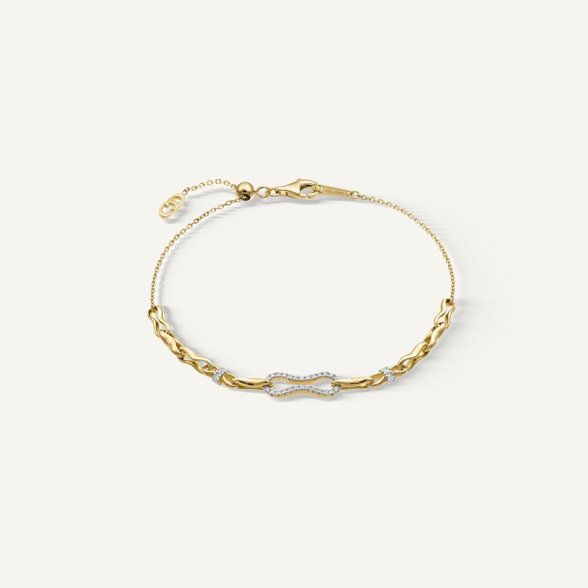 Gold bracelet with diamonds