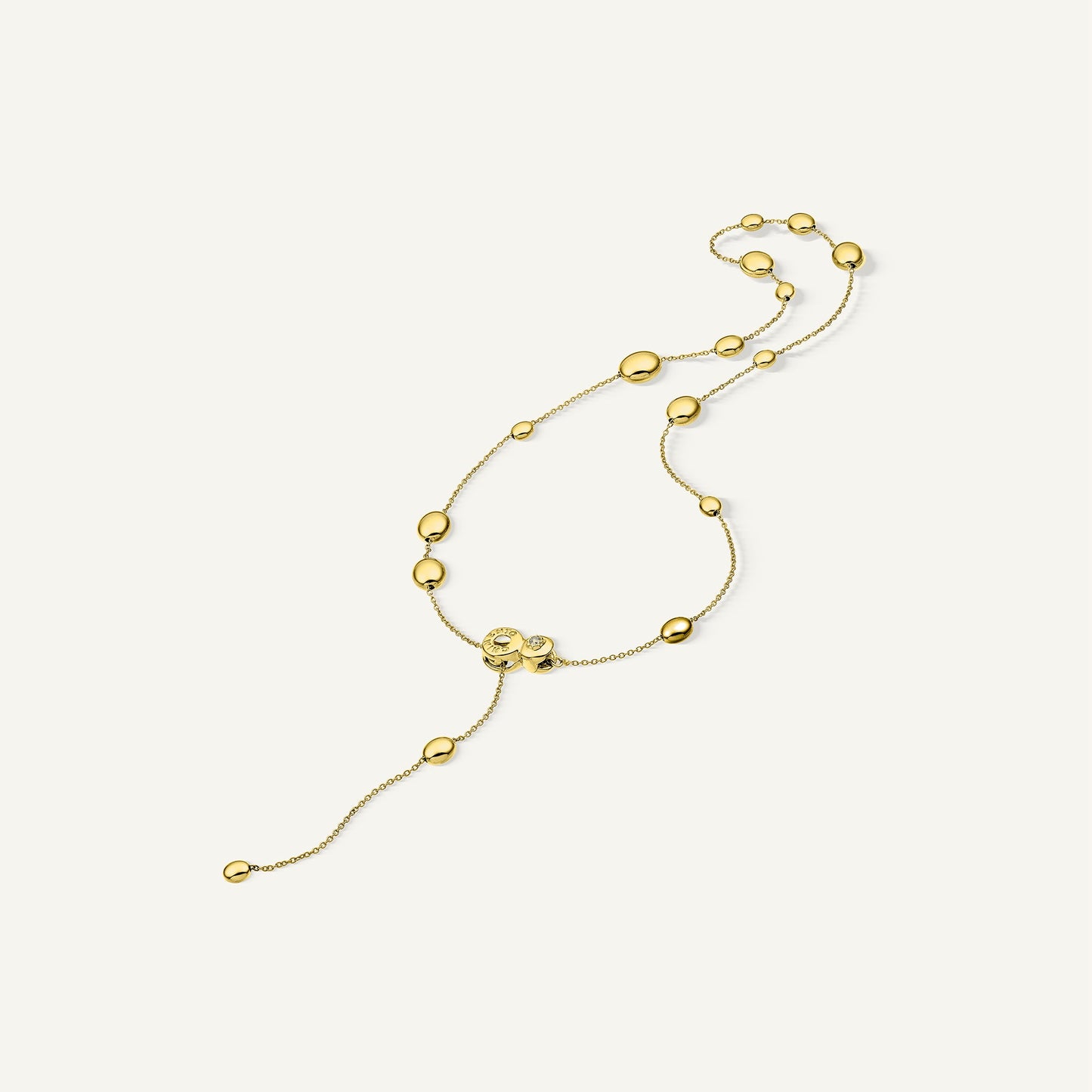 Gold necklace with diamonds