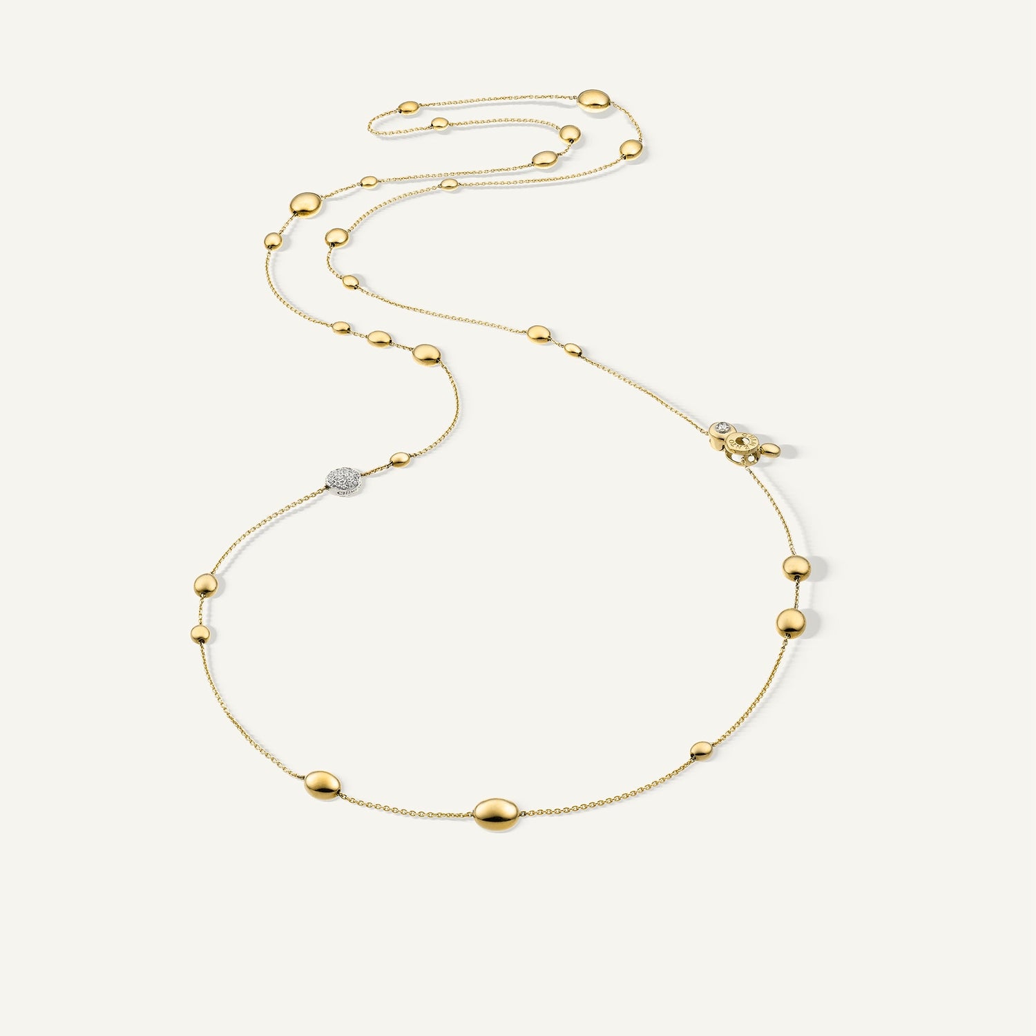 Gold necklace with diamonds
