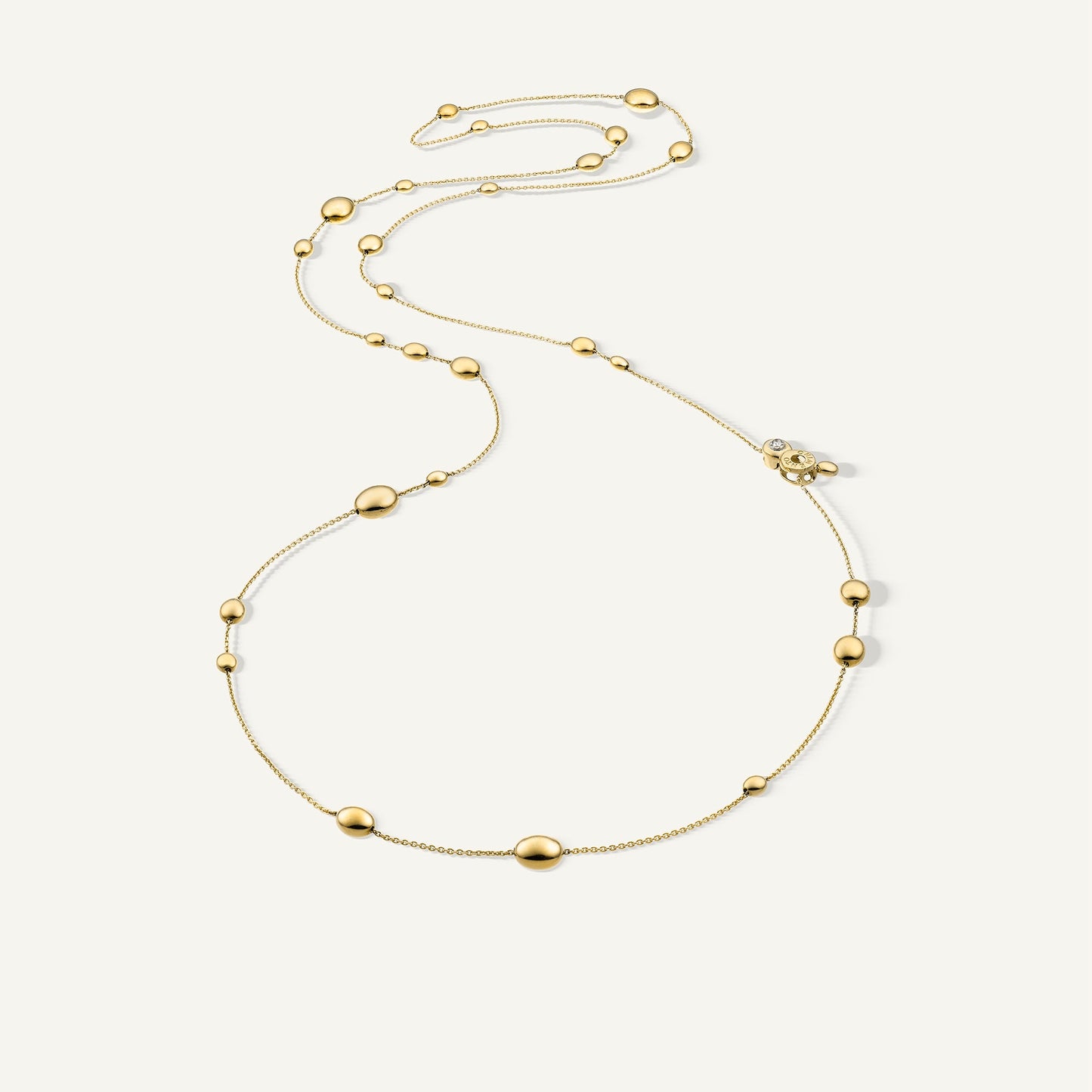 Gold necklace with diamonds