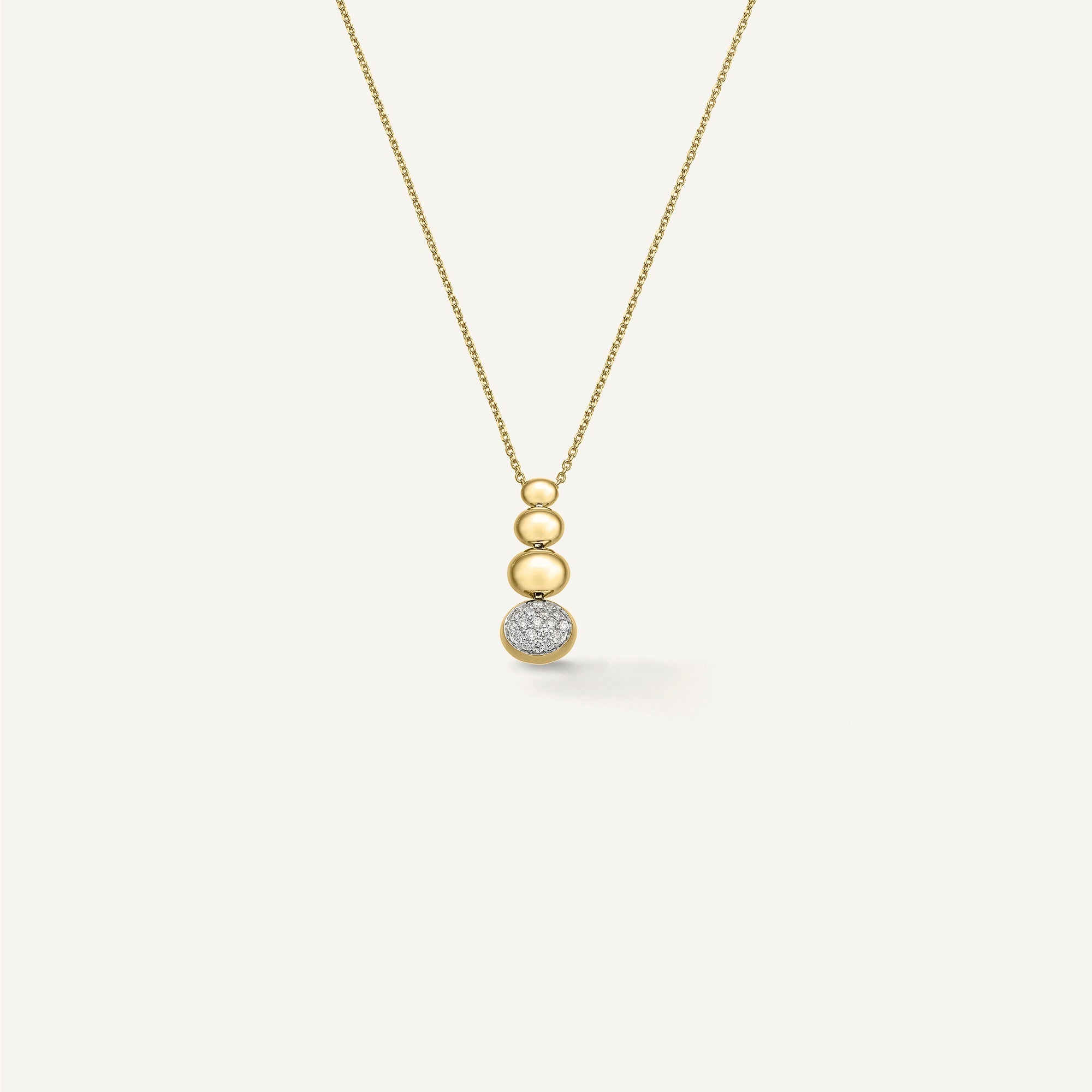Gold necklace with diamonds