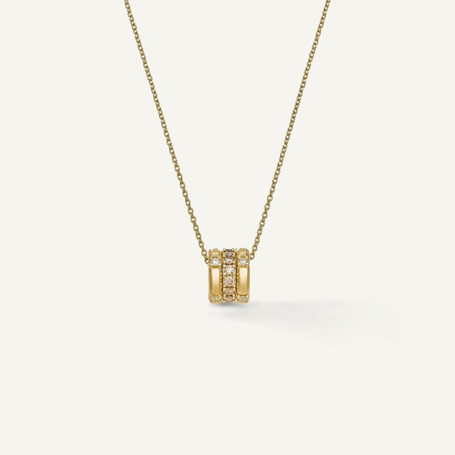 Collana in oro con diamanti e gemme colorate