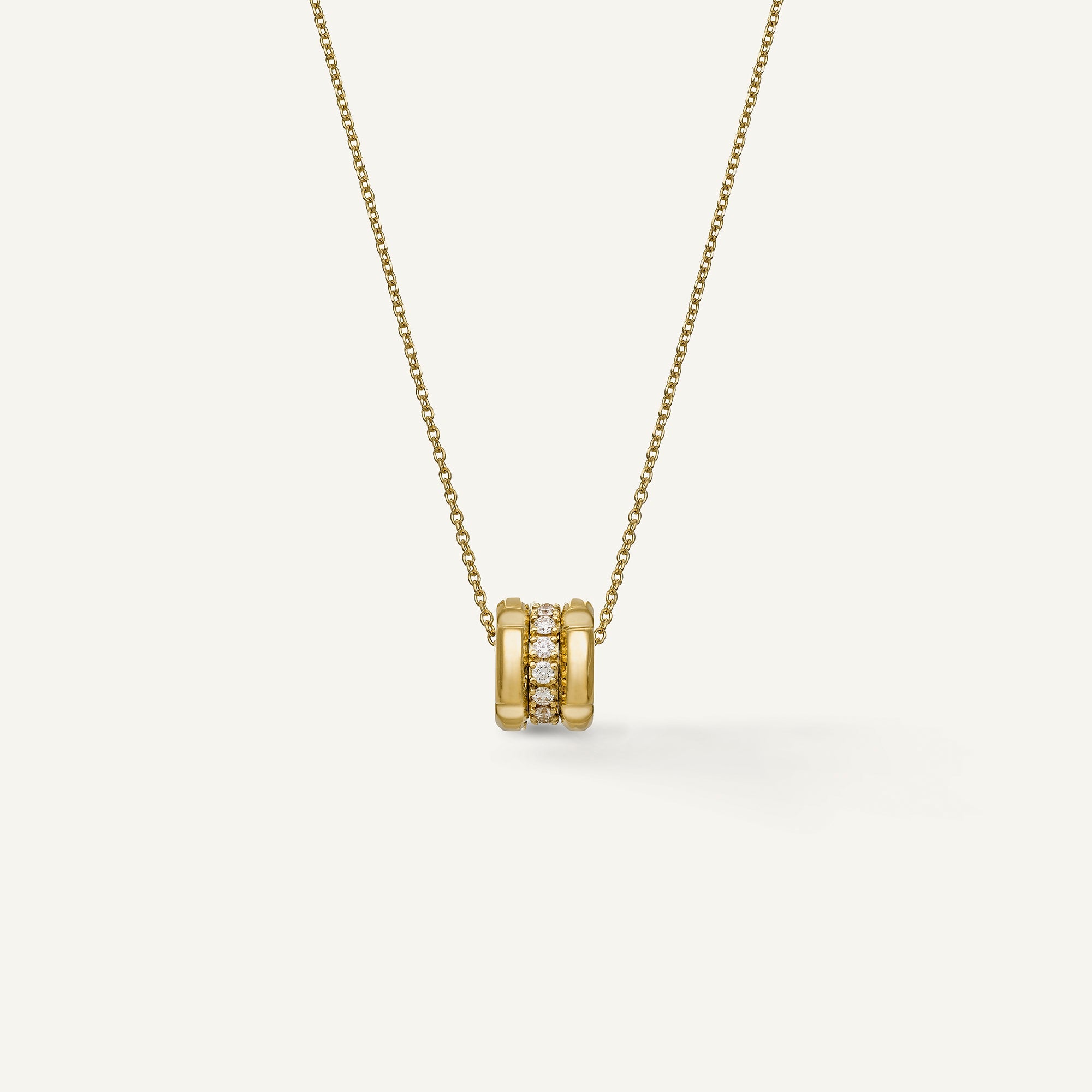 Collana in oro con diamanti e gemme colorate
