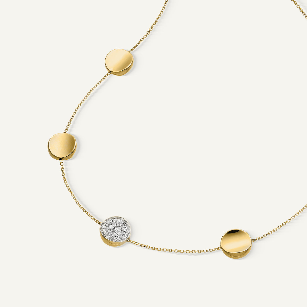 Gold necklace with diamonds