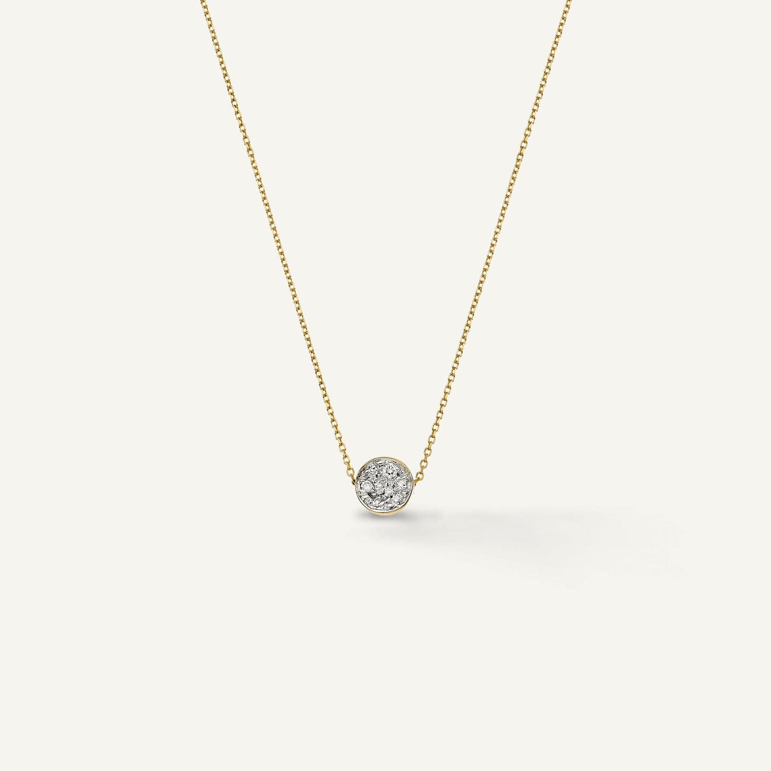 Gold necklace with diamonds