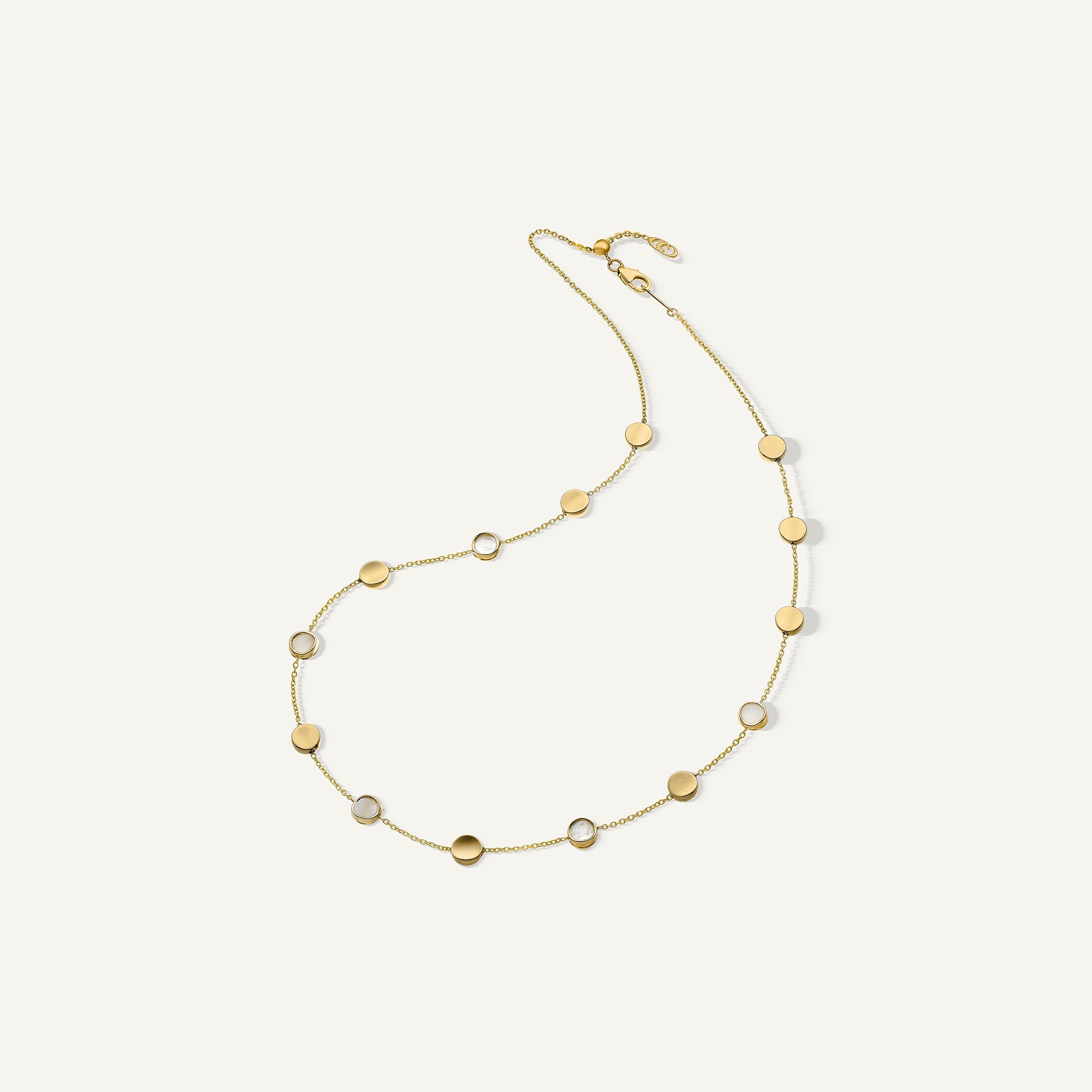 Collana in oro con madreperla