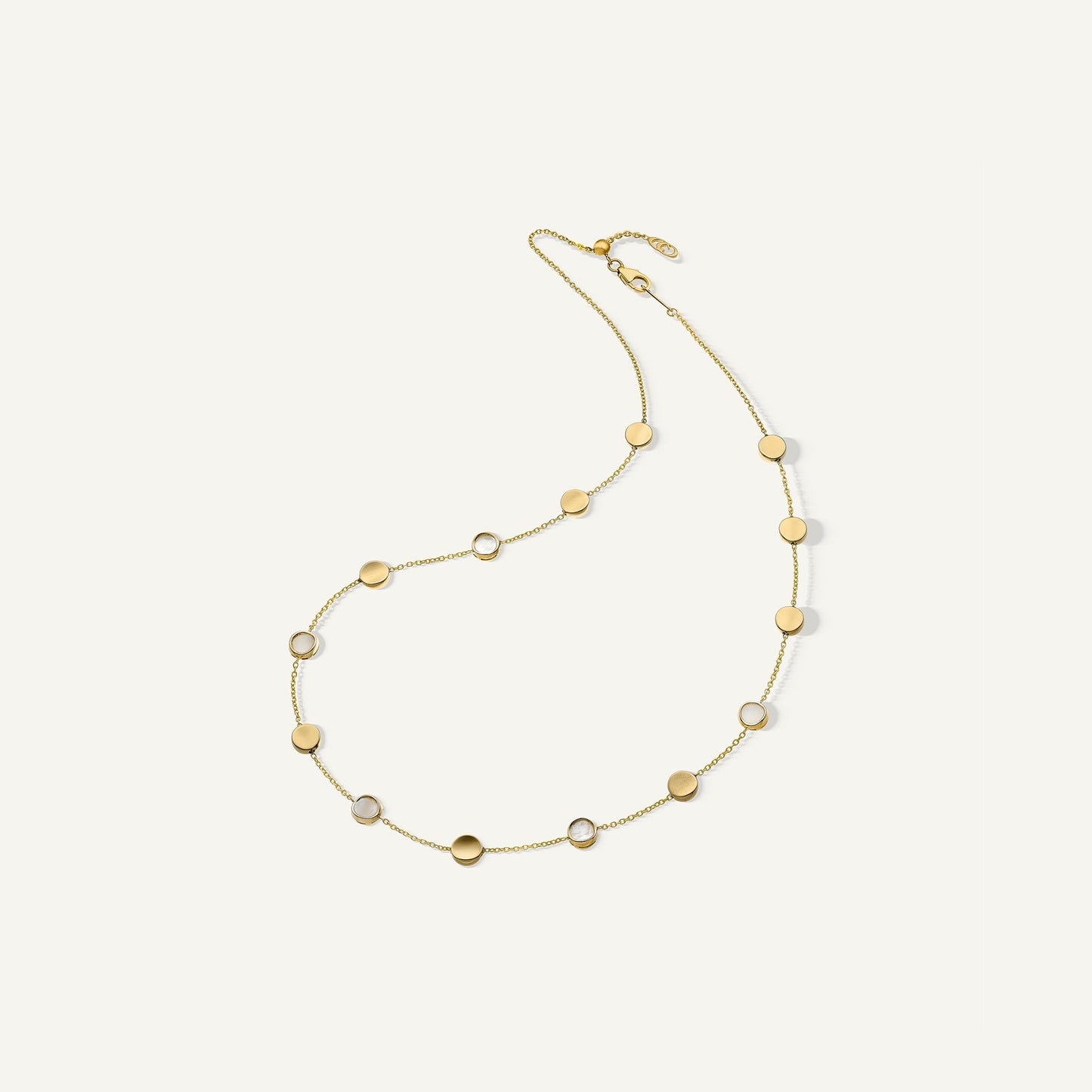Collana in oro con madreperla