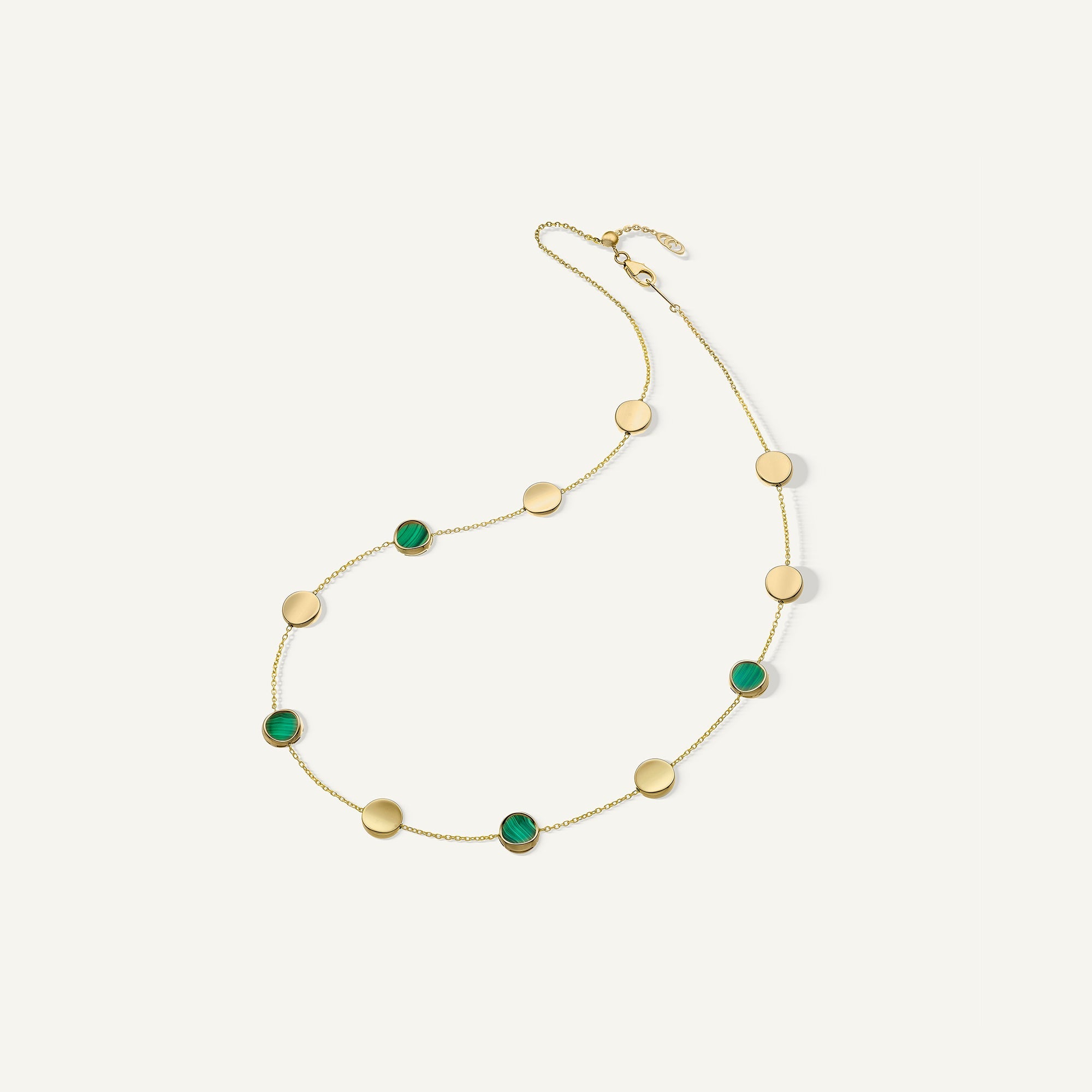 Collana in oro con madreperla