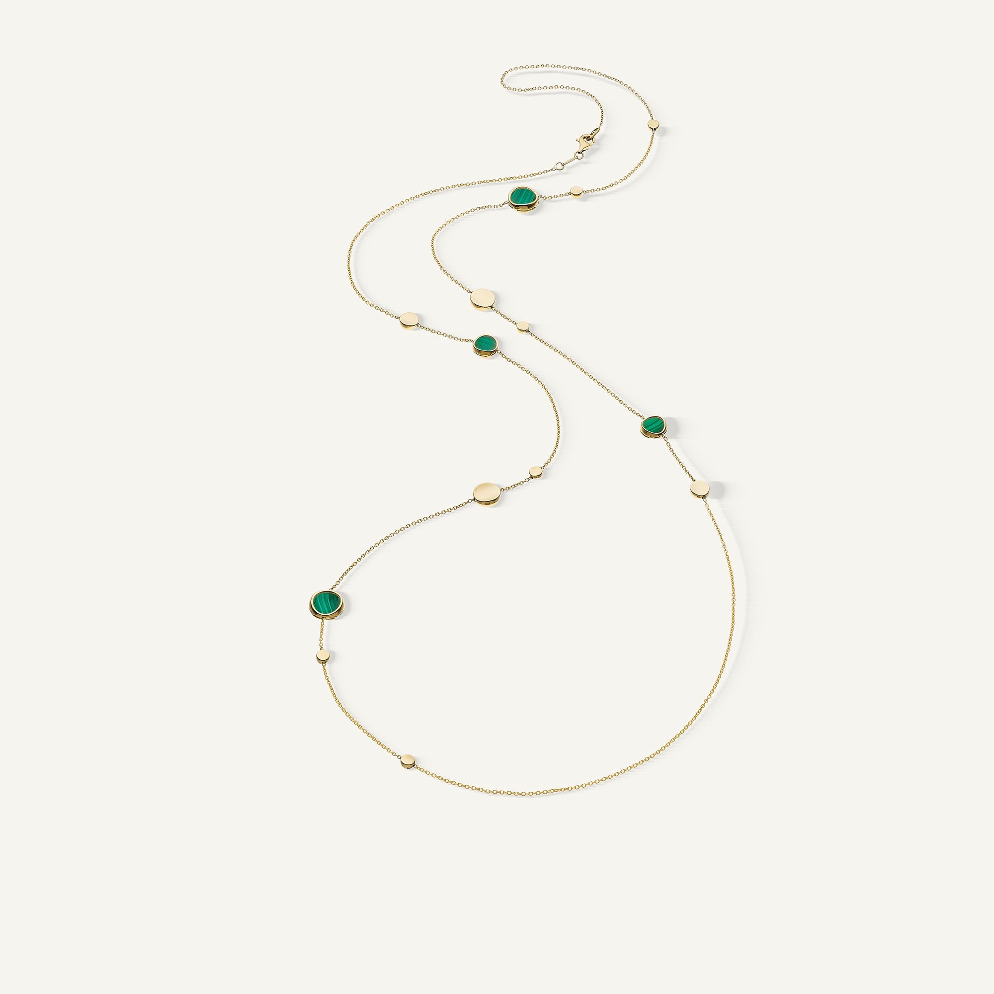 Collana in oro con madreperla