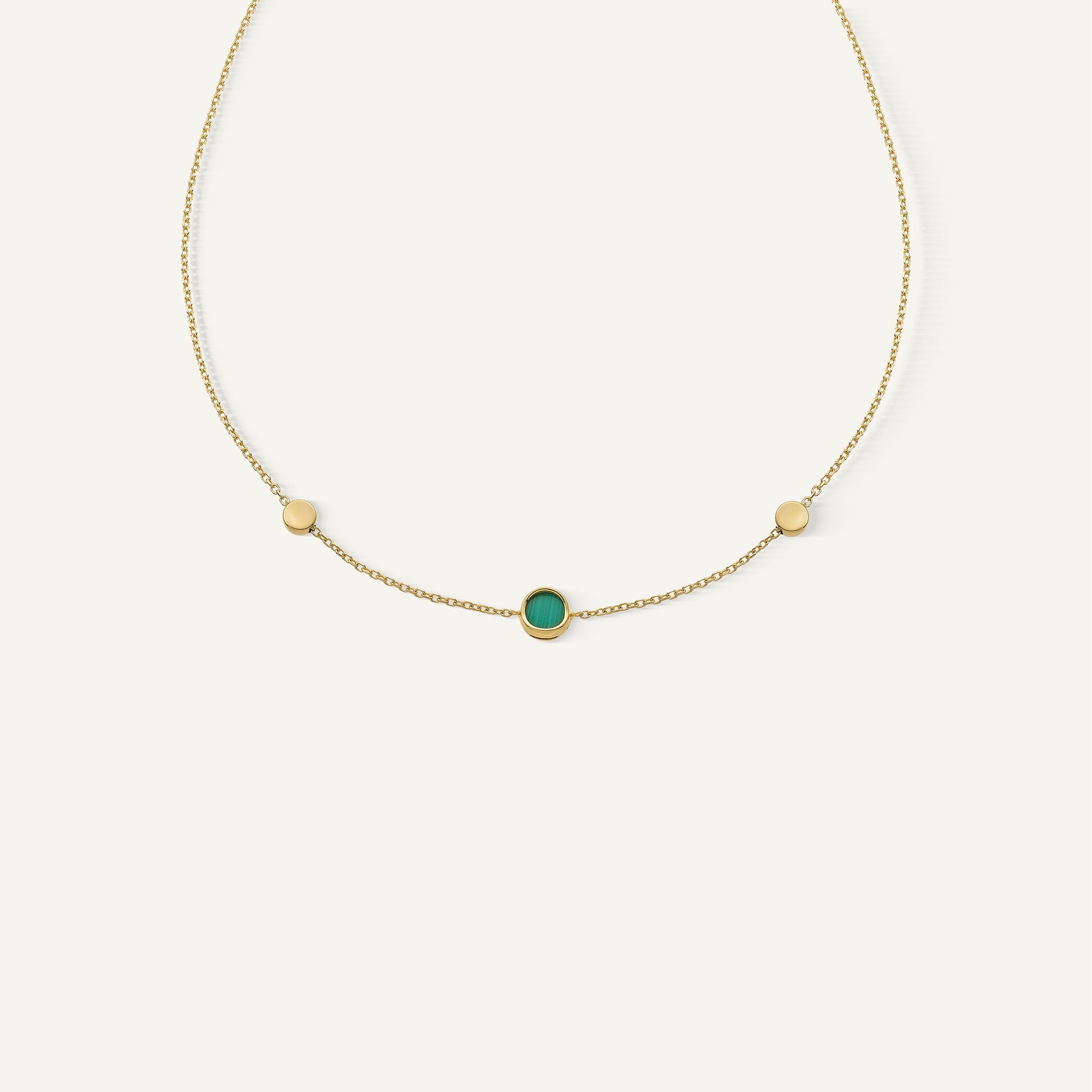 Collana in oro con madreperla
