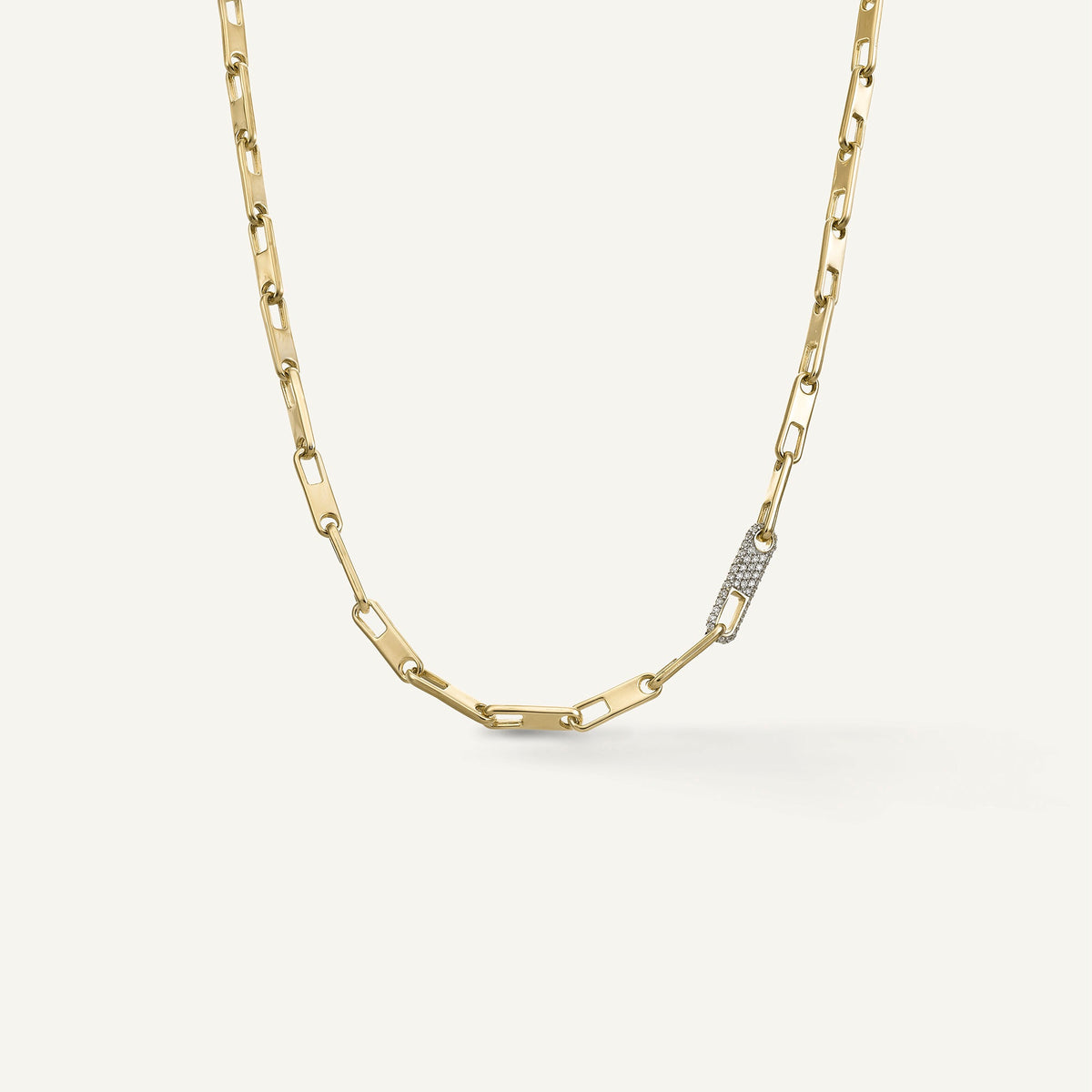 Gold necklace with diamonds