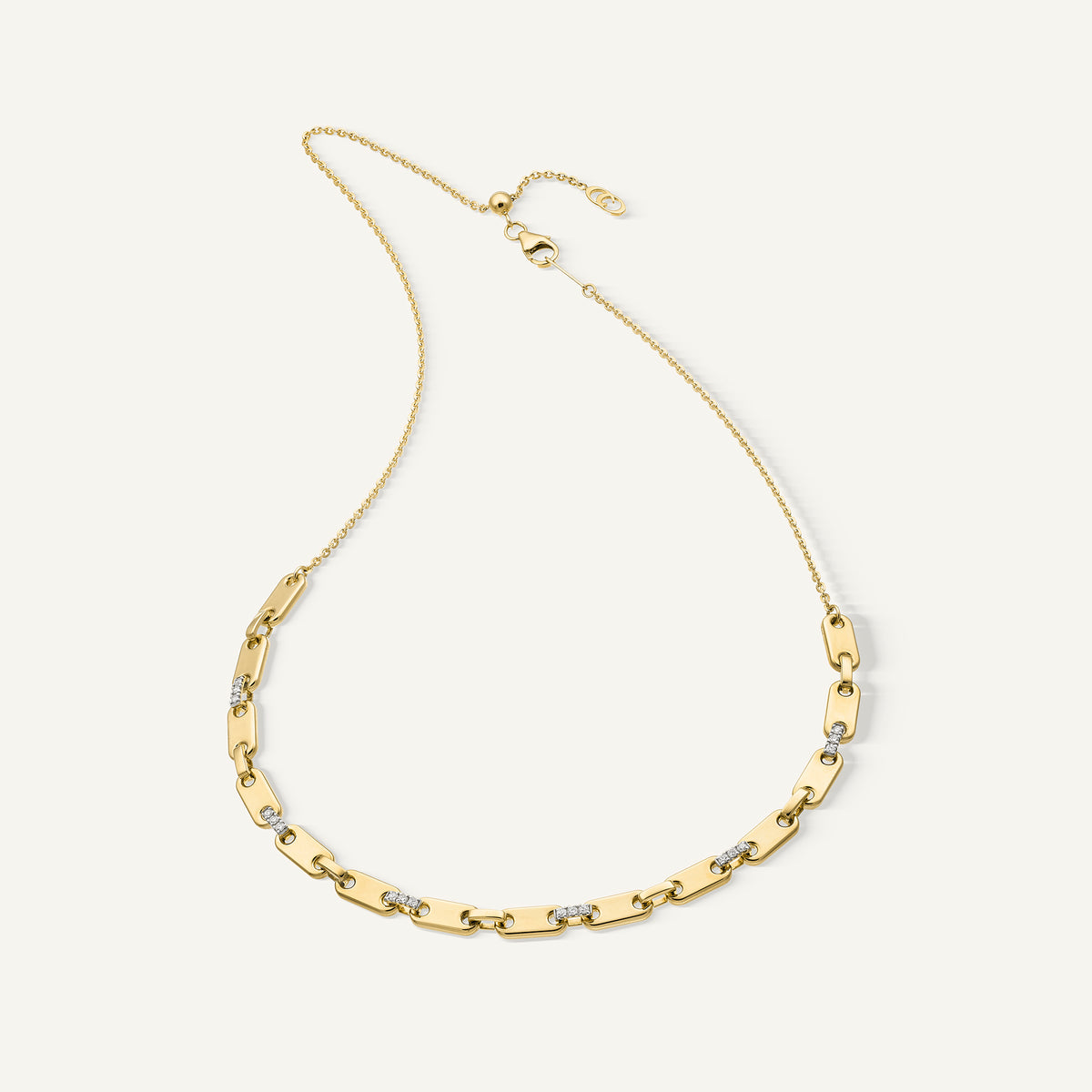 Gold necklace with diamonds