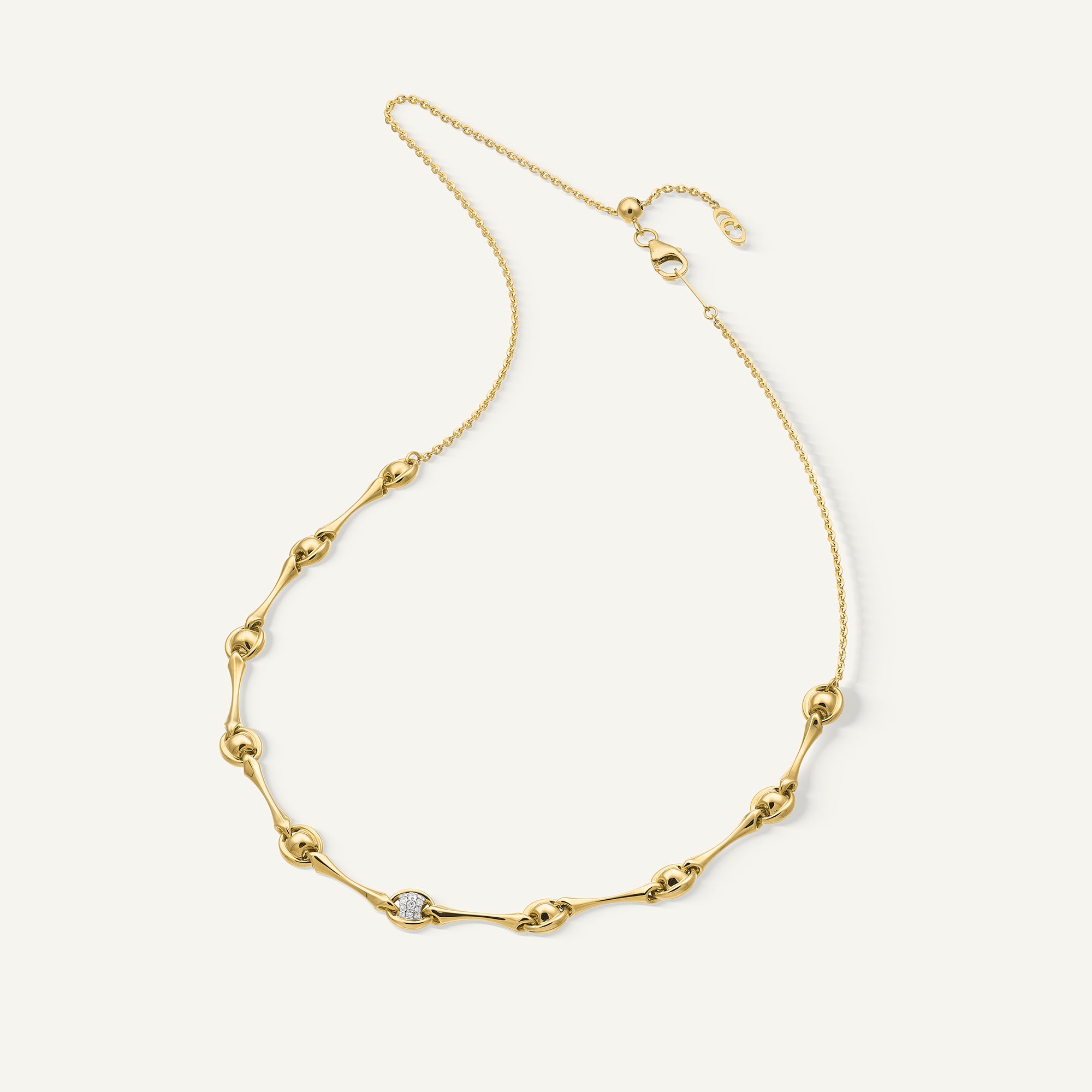 Gold necklace with diamonds